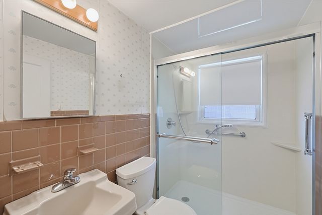 258 Walnut St, Braintree, MA 02184