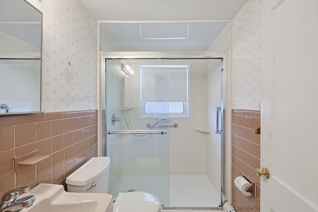 258 Walnut St, Braintree, MA 02184