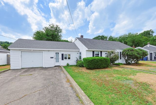 258 Walnut St, Braintree, MA 02184