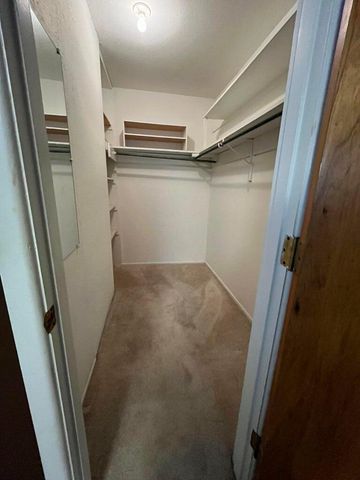 2009 Dallas Street, Plainview, TX 79072