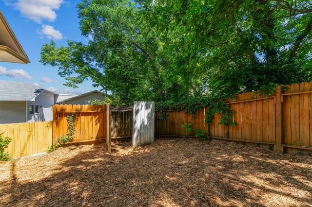 500 S 2nd Street, Branson, MO 65616