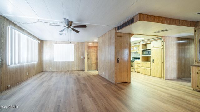 7300 N 51ST Avenue G124, Glendale, AZ 85301