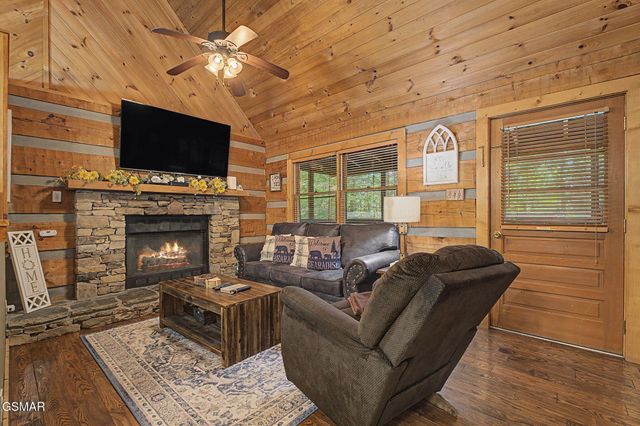 2323 Hidden Mountain Road, Sevierville, TN 37876