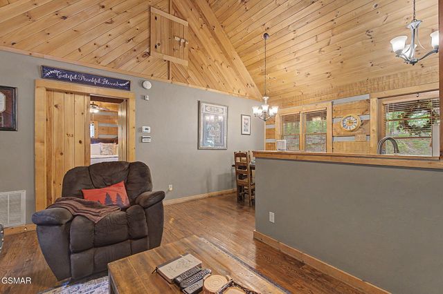 2323 Hidden Mountain Road, Sevierville, TN 37876