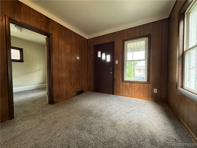 642 21st Street, Niagara Falls, NY 14301