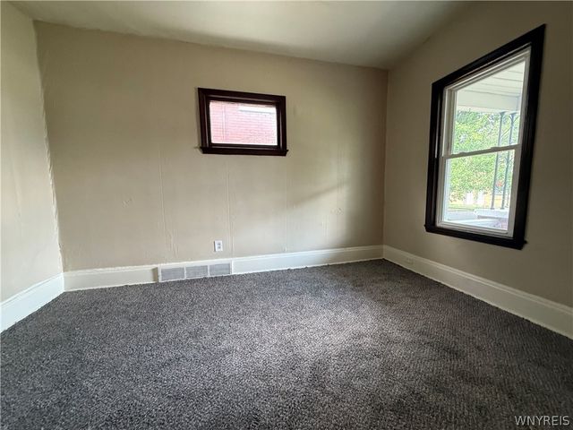 642 21st Street, Niagara Falls, NY 14301