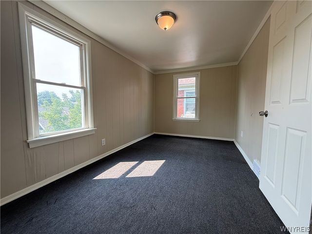 642 21st Street, Niagara Falls, NY 14301
