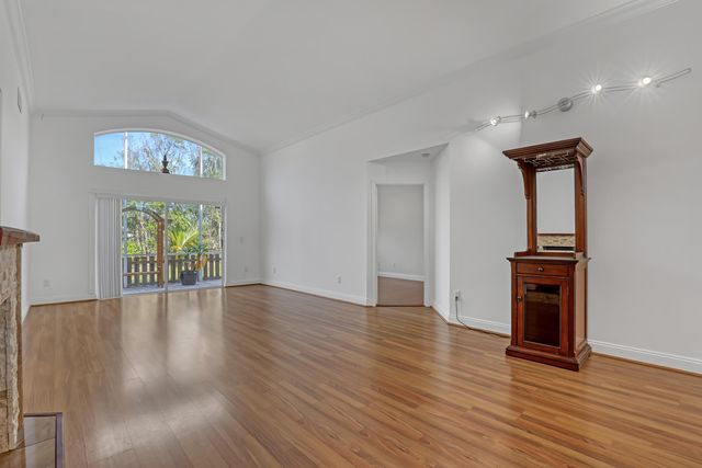 6817 Barnwell Drive, Boynton Beach, FL 33437