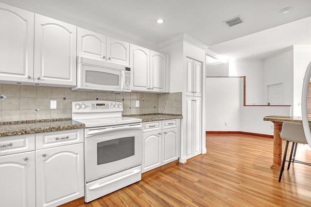 6817 Barnwell Drive, Boynton Beach, FL 33437