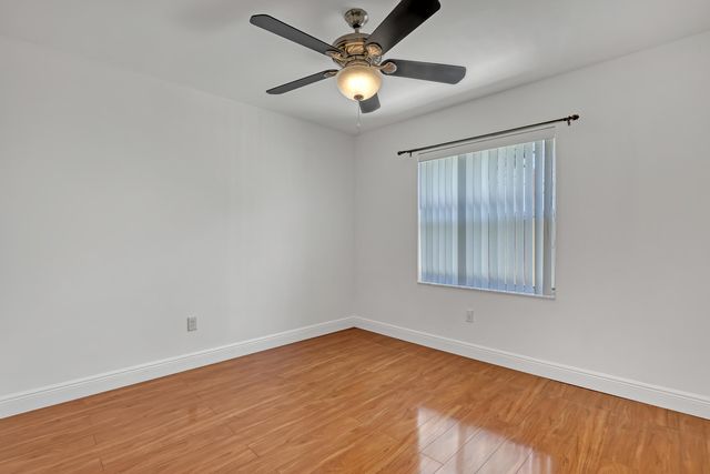 6817 Barnwell Drive, Boynton Beach, FL 33437