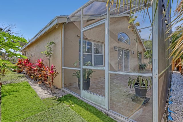 6817 Barnwell Drive, Boynton Beach, FL 33437