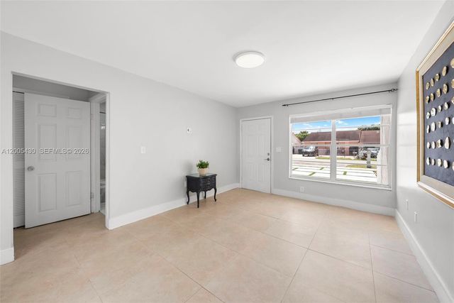 31 NW 108th Ct, Miami, FL 33172