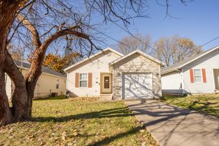 1929 N Hillcrest Avenue, Springfield, MO 65802