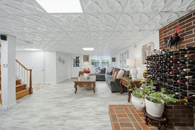 3 Henry Ave., Methuen, MA 01844