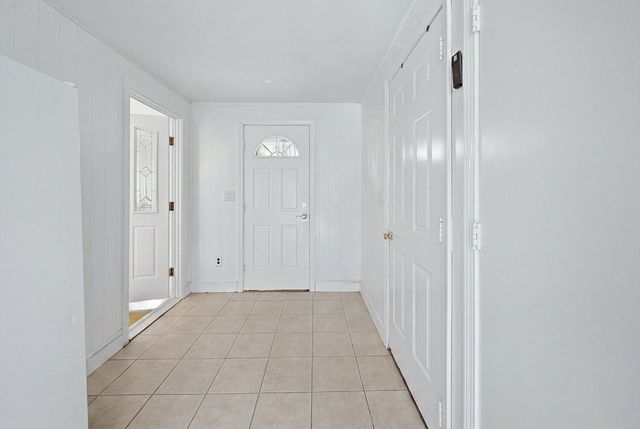 3 Henry Ave., Methuen, MA 01844