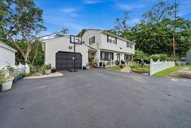 3 Henry Ave., Methuen, MA 01844