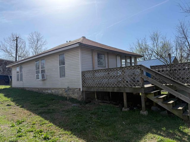 60 S. Lunen Street, Melbourne, AR 72556
