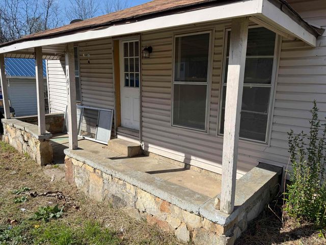 60 S. Lunen Street, Melbourne, AR 72556