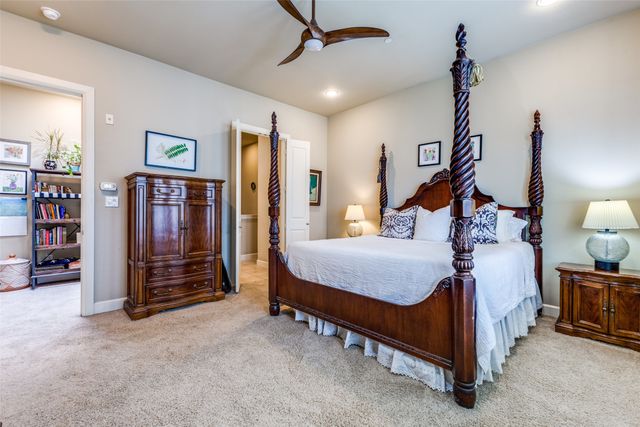 7333 Valley View Lane 304, Dallas, TX 75240