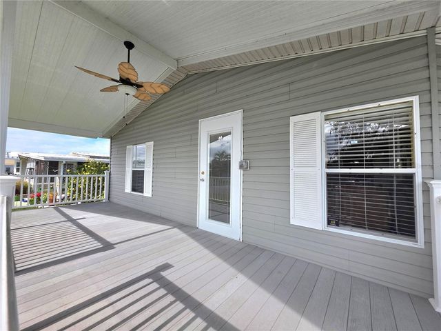 37407 SANDRA AVENUE, Zephyrhills, FL 33542