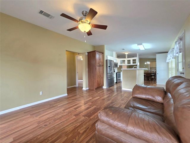 37407 SANDRA AVENUE, Zephyrhills, FL 33542