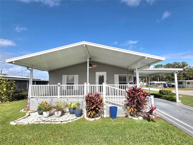 37407 SANDRA AVENUE, Zephyrhills, FL 33542