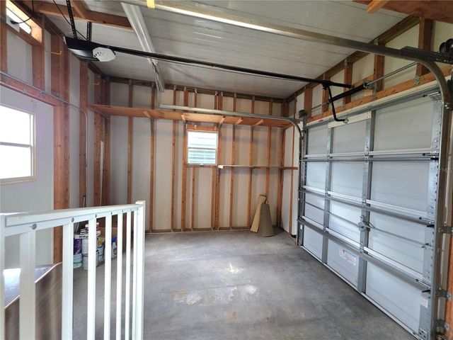 37407 SANDRA AVENUE, Zephyrhills, FL 33542