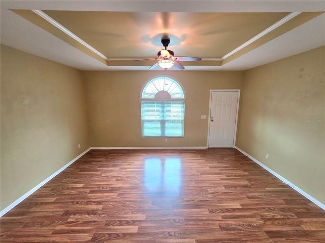 37407 SANDRA AVENUE, Zephyrhills, FL 33542