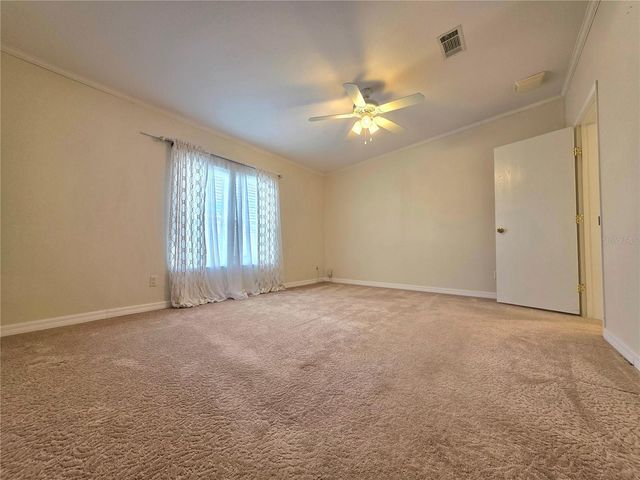 37407 SANDRA AVENUE, Zephyrhills, FL 33542