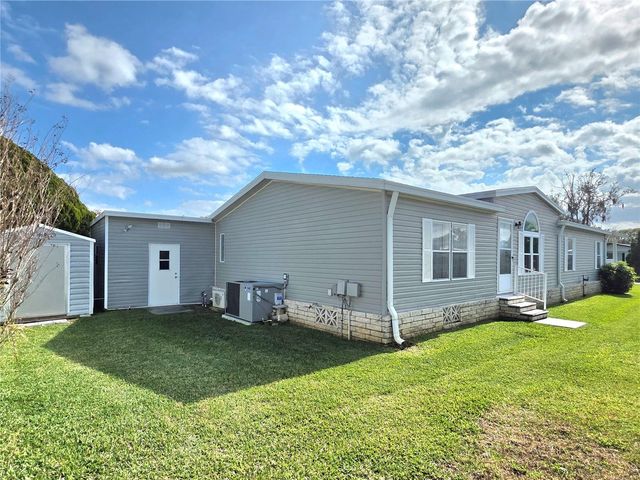 37407 SANDRA AVENUE, Zephyrhills, FL 33542