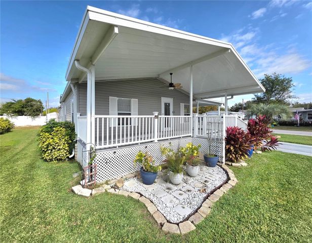 37407 SANDRA AVENUE, Zephyrhills, FL 33542