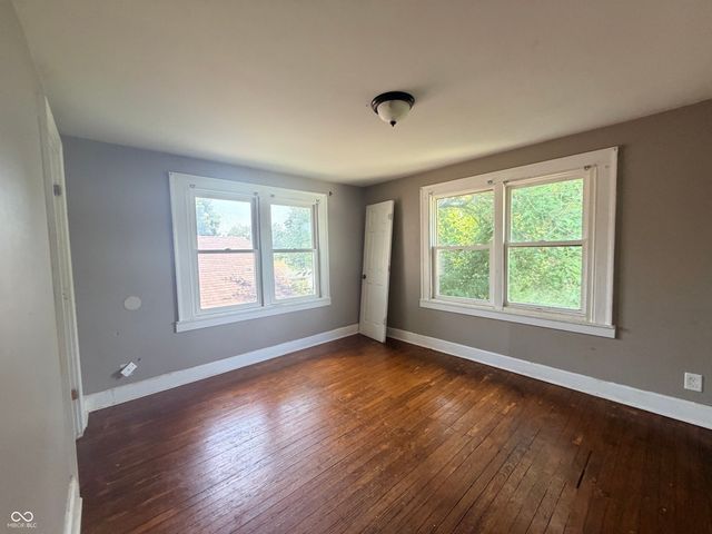942 N Bosart Avenue, Indianapolis, IN 46201
