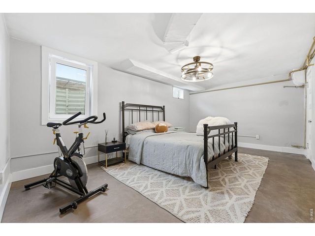 1533 Oneida St, Denver, CO 80220