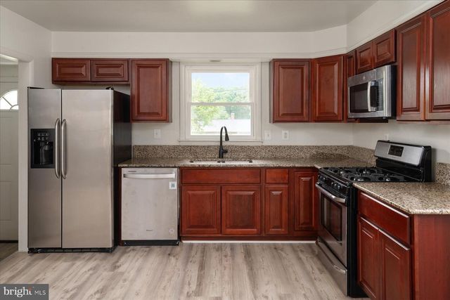 6410 FAIR OAKS AVE, Baltimore, MD 21214