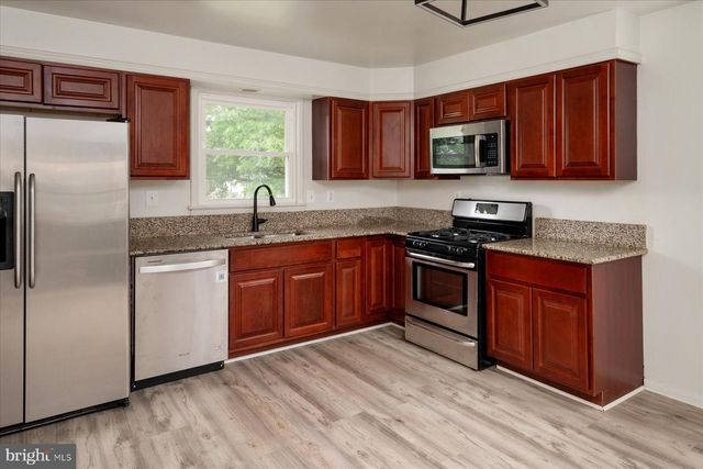 6410 FAIR OAKS AVE, Baltimore, MD 21214