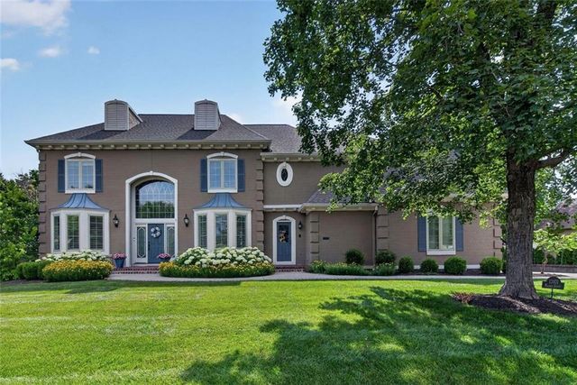 13101 Walmer Street, Overland Park, KS 66209