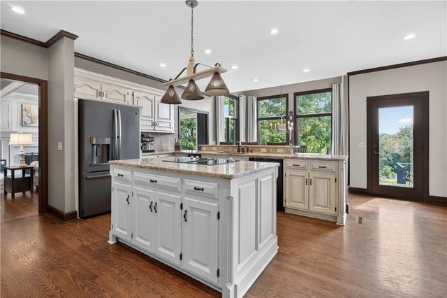 13101 Walmer Street, Overland Park, KS 66209