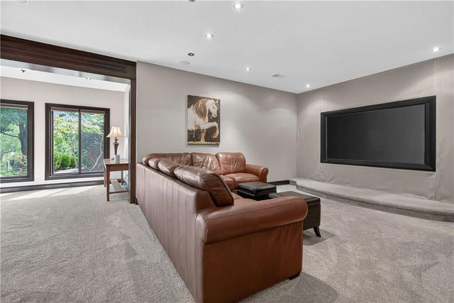 13101 Walmer Street, Overland Park, KS 66209