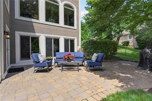 13101 Walmer Street, Overland Park, KS 66209