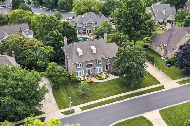 13101 Walmer Street, Overland Park, KS 66209