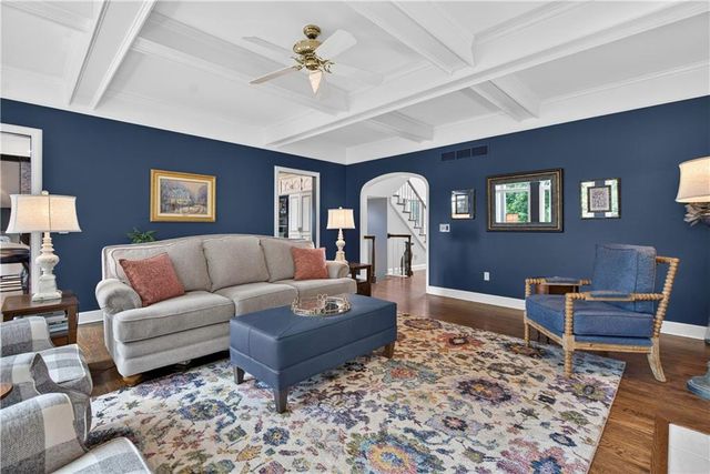 13101 Walmer Street, Overland Park, KS 66209