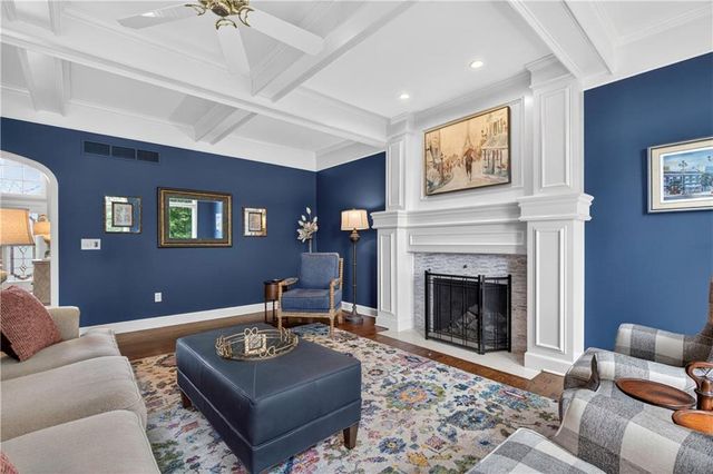 13101 Walmer Street, Overland Park, KS 66209