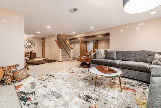 12638 Oakmere Drive, Pickerington, OH 43147