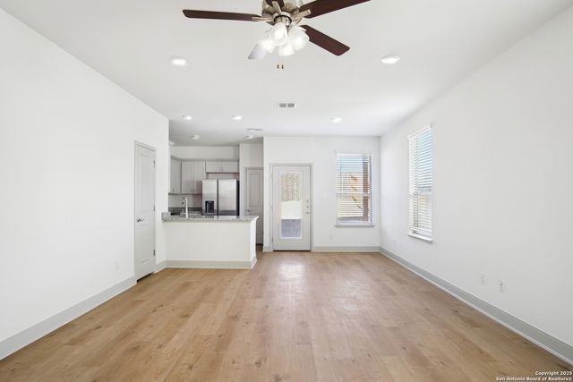 12352 Montgomery Forest, San Antonio, TX 78252