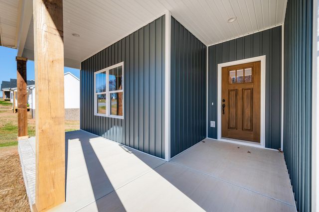 10556 Leesville RD, Lynch Station, VA 24571