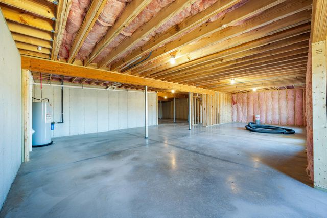 10556 Leesville RD, Lynch Station, VA 24571