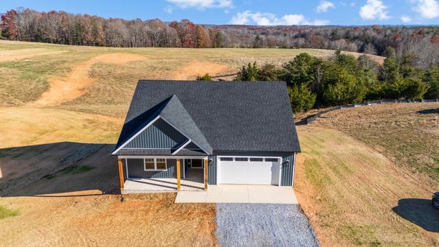 10556 Leesville RD, Lynch Station, VA 24571