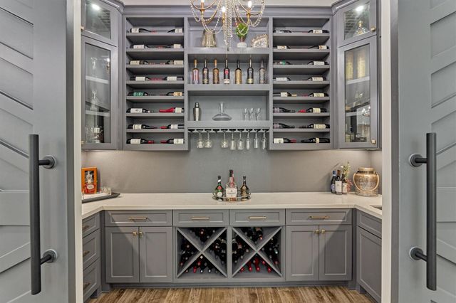 7709 Dog Wood Acres Drive, Montgomery, TX 77316