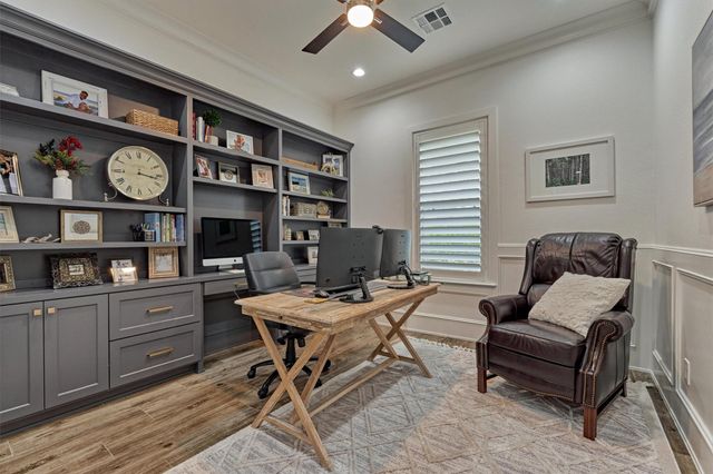 7709 Dog Wood Acres Drive, Montgomery, TX 77316