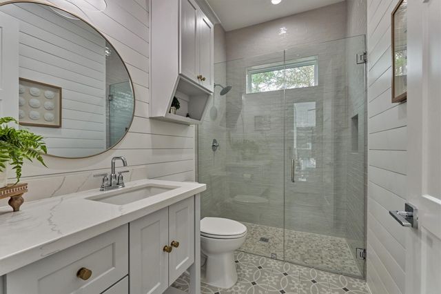 7709 Dog Wood Acres Drive, Montgomery, TX 77316